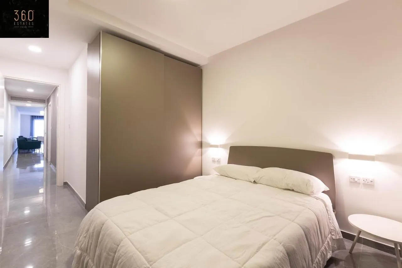 Seafront Haven With Breathtaking Sunsets W/ Wifi By 360 Estates Apartment Saint Julian's Malta